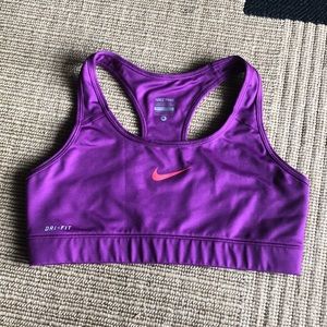 Sports bra